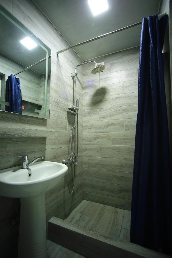 Meridian Kutaisi Exterior foto